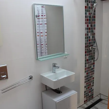 Ferienhaeuser Am Yachthafen 147 Fedderwardersiel